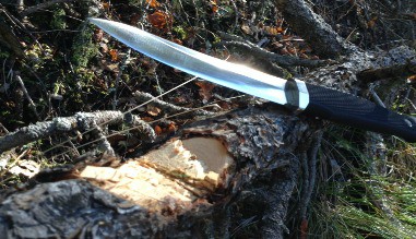 fallkniven_phk_professional_hunting_knife_chopping