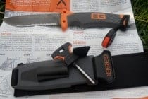 Bear Grylls Ultimate Knife Features