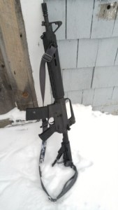 KISS_shtfblog-tactical-survival-cache-KISS-rifle-dissipator-blue-force-gear-vickers-snow