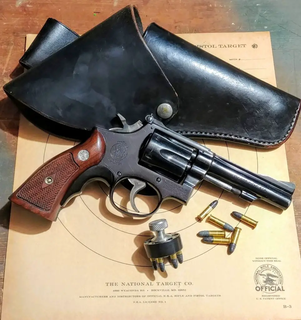 smith and wesson model 10 review