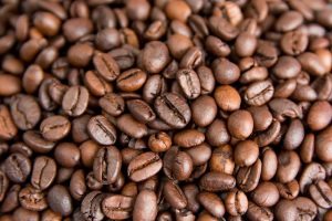 les grains entiers sont parfaits pour le stockage à long terme du café