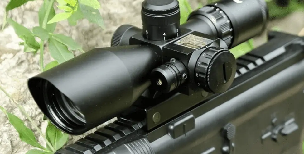 rifle optics for hunting or target shooting featuring zoom and integrated mounting