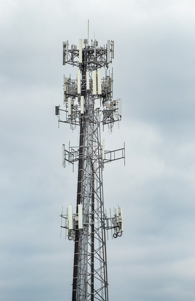 cell tower for cell phone users and emergency calls